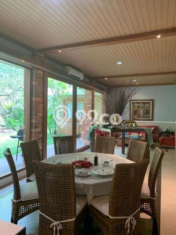 Ready to Use! Premium House LT 1295m2 Desain Modern di Pejaten Ready to Use! Premium House LT 1295m2 Desain Modern di Pejaten