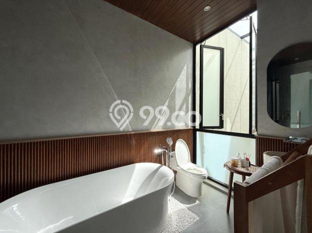Rumah Elit LB 600m2 Siap Huni Desain Elegan di Kedoya, Jakarta Barat Rumah Elit LB 600m2 Siap Huni Desain Elegan di Kedoya, Jakarta Barat