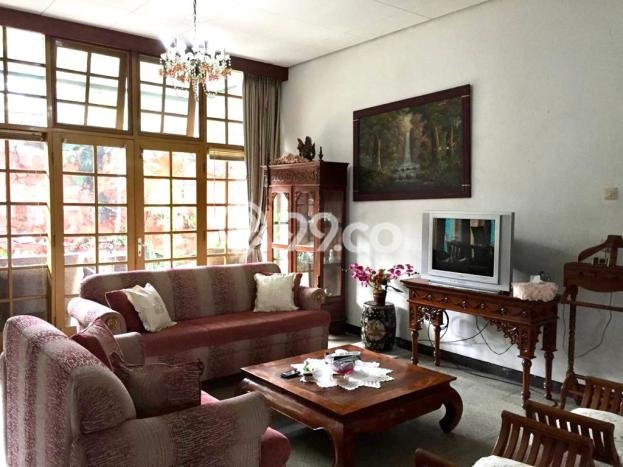 Rumah Elit Modern Tanpa Renovasi di Turangga Bandung Rumah Elit Modern Tanpa Renovasi di Turangga Bandung
