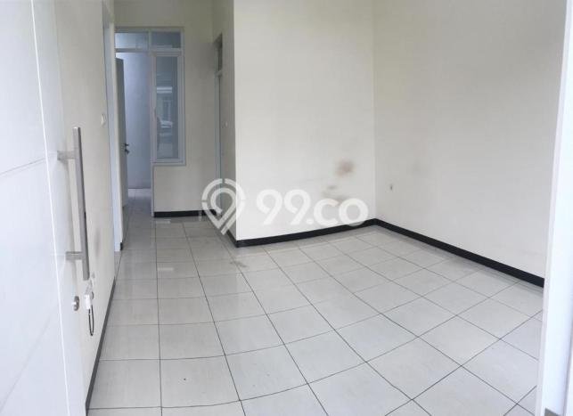 Rumah kawasan Taman Kopo Indah, Dekat Pusat Kota, 1 KM, Luas 84m² LB 45m² Rumah kawasan Taman Kopo Indah, Dekat Pusat Kota, 1 KM, Luas 84m² LB 45m²