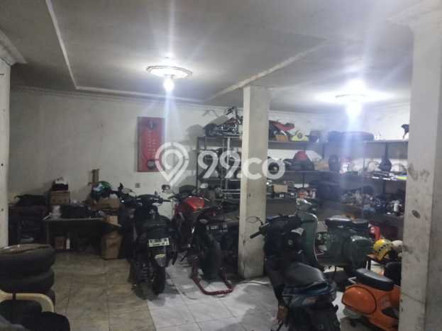 Ruko Komersial Dijual di Kiaracondong Bandung LT 98m2 & LB 98m2 Ruko Komersial Dijual di Kiaracondong Bandung LT 98m2 & LB 98m2