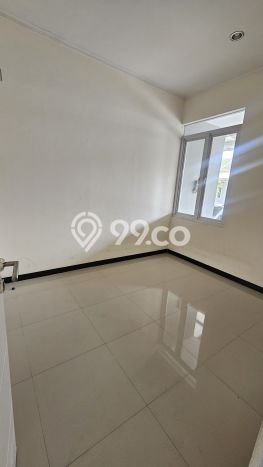 GOOD DEAL! Rumah di Taman Kopo Indah, 1 KM, Siap Huni, LT 102m² LB 80m² GOOD DEAL! Rumah di Taman Kopo Indah, 1 KM, Siap Huni, LT 102m² LB 80m²