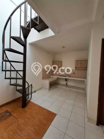 Rumah Sewa Bandung LT 153m2 LB 150m2 Kawasan Taman Kopo Indah Rumah Sewa Bandung LT 153m2 LB 150m2 Kawasan Taman Kopo Indah