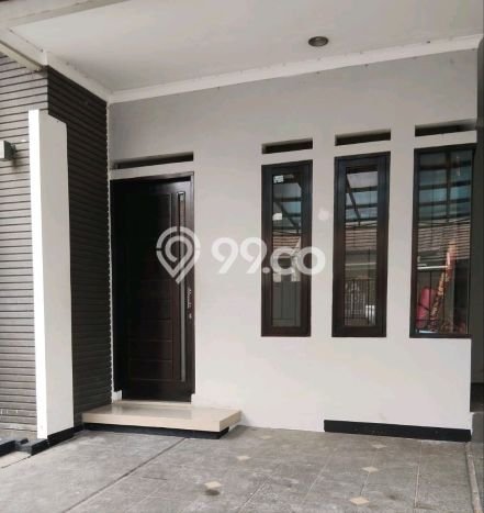Rumah di Taman Kopo Indah, 2 KM, Lingkungan Potensial Rumah di Taman Kopo Indah, 2 KM, Lingkungan Potensial