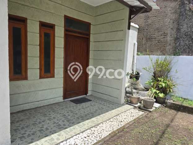 Dijual Rumah 2 Kamar Lokasi Strategis Nyaman dan Strategis di Taman Kopo Indah Dijual Rumah 2 Kamar Lokasi Strategis Nyaman dan Strategis di Taman Kopo Indah