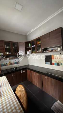 Hunian Mewah LB 200m2 Siap Pakai Desain Elegan di Singgasana, Bandung Hunian Mewah LB 200m2 Siap Pakai Desain Elegan di Singgasana, Bandung