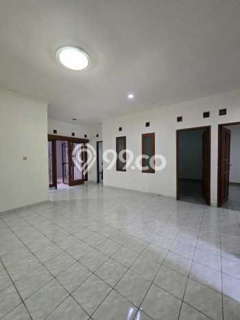 Disewakan Segera Rumah Kondisi Baik di Kawasan Batununggal, Bandung Disewakan Segera Rumah Kondisi Baik di Kawasan Batununggal, Bandung