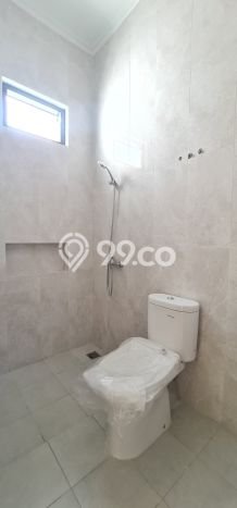 Rumah Terawat kawasan Taman Kopo Indah, Bandung, LT 90m² LB 105m² DIJUAL CEPAT! Rumah Terawat kawasan Taman Kopo Indah, Bandung, LT 90m² LB 105m² DIJUAL CEPAT!