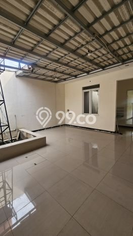 GOOD DEAL! Rumah di Taman Kopo Indah, 1 KM, Siap Huni, LT 102m² LB 80m² GOOD DEAL! Rumah di Taman Kopo Indah, 1 KM, Siap Huni, LT 102m² LB 80m²