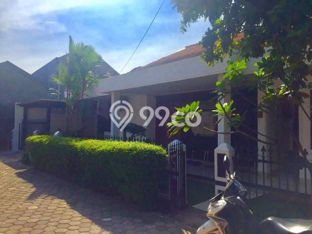 Hunian Mewah Dijual LT 330m2 di Batununggal, Bandung Hunian Mewah Dijual LT 330m2 di Batununggal, Bandung
