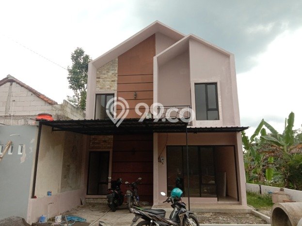 Rumah 2 Lantai Baru Turun Harga Free Kanopi Dan Kitchen Set Di Magelang Rumah 2 Lantai Baru Turun Harga Free Kanopi Dan Kitchen Set Di Magelang