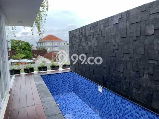Rumah 2,5 Lantai Mewah Ada Private Pool Dekat Balai Kota Jogja Rumah 2,5 Lantai Mewah Ada Private Pool Dekat Balai Kota Jogja
