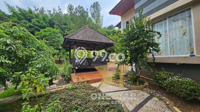 Rumah Luxury Modern Tanpa Renovasi di BSD The Green Tangerang Rumah Luxury Modern Tanpa Renovasi di BSD The Green Tangerang