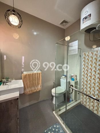Jual Rumah Luas Elegan Dengan View Cantik di Alam Sutera, Tangerang Jual Rumah Luas Elegan Dengan View Cantik di Alam Sutera, Tangerang