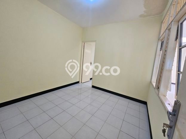 Rumah Elit Modern Siap Huni di Sektor 3 - Bintaro Jakarta Selatan Rumah Elit Modern Siap Huni di Sektor 3 - Bintaro Jakarta Selatan