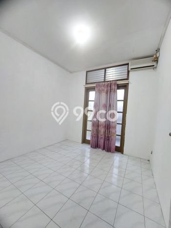 DISEWAKAN RUMAH TINGGAL 2 1/2 LANTAI, SIAP HUNI, COCOK UNTUK MESS / KANTOR TAMANSARI BUKIT MUTIARA BALIKPAPAN / WIKA DISEWAKAN RUMAH TINGGAL 2 1/2 LANTAI, SIAP HUNI, COCOK UNTUK MESS / KANTOR TAMANSARI BUKIT MUTIARA BALIKPAPAN / WIKA