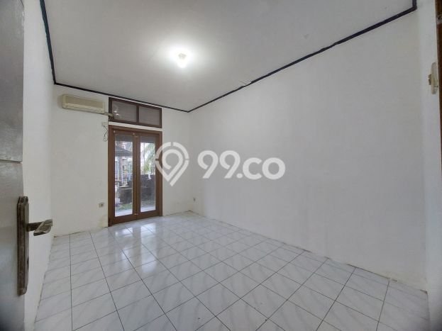 DISEWAKAN RUMAH TINGGAL 2 1/2 LANTAI, SIAP HUNI, COCOK UNTUK MESS / KANTOR TAMANSARI BUKIT MUTIARA BALIKPAPAN / WIKA DISEWAKAN RUMAH TINGGAL 2 1/2 LANTAI, SIAP HUNI, COCOK UNTUK MESS / KANTOR TAMANSARI BUKIT MUTIARA BALIKPAPAN / WIKA