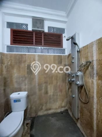 DISEWAKAN RUMAH TINGGAL 2 1/2 LANTAI, SIAP HUNI, COCOK UNTUK MESS / KANTOR TAMANSARI BUKIT MUTIARA BALIKPAPAN / WIKA DISEWAKAN RUMAH TINGGAL 2 1/2 LANTAI, SIAP HUNI, COCOK UNTUK MESS / KANTOR TAMANSARI BUKIT MUTIARA BALIKPAPAN / WIKA