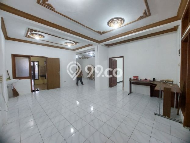 DISEWAKAN RUMAH TINGGAL 2 1/2 LANTAI, SIAP HUNI, COCOK UNTUK MESS / KANTOR TAMANSARI BUKIT MUTIARA BALIKPAPAN / WIKA DISEWAKAN RUMAH TINGGAL 2 1/2 LANTAI, SIAP HUNI, COCOK UNTUK MESS / KANTOR TAMANSARI BUKIT MUTIARA BALIKPAPAN / WIKA