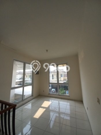 Disewakan! Rumah 4 Kamar Tidur &
3 Kamar Mandi di Kalideres, Jakarta Barat Disewakan! Rumah 4 Kamar Tidur &
3 Kamar Mandi di Kalideres, Jakarta Barat
