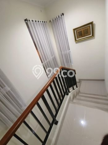 Jual Rumah Luas Megah Dengan View Eksklusif di Gading Serpong, Tangerang Jual Rumah Luas Megah Dengan View Eksklusif di Gading Serpong, Tangerang