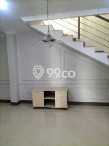 Jual Rumah Eksklusif 4 KT di BSD Griya Loka, Tangerang Jual Rumah Eksklusif 4 KT di BSD Griya Loka, Tangerang