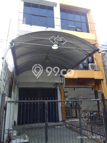 FOR SALE! Ruko di Rungkut Surabaya, LT 69m2, LB 200m2 FOR SALE! Ruko di Rungkut Surabaya, LT 69m2, LB 200m2