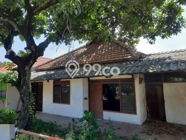 Dijual Cepat Rumah Siap Huni LT 300m2 LB 300m2 di Surabaya Cocok untuk Hunian Dijual Cepat Rumah Siap Huni LT 300m2 LB 300m2 di Surabaya Cocok untuk Hunian