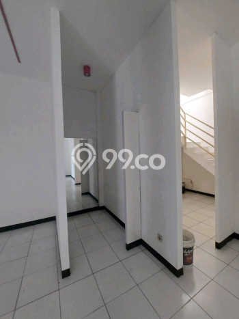 Ruko Dijual di Surabaya LT 106m2 & LB 212m2 Lokasi Terbaik! Ruko Dijual di Surabaya LT 106m2 & LB 212m2 Lokasi Terbaik!