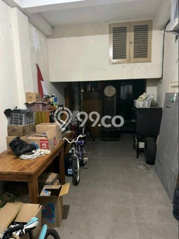 Jual Rumah Mewah Megah Dengan View Eksklusif di Wonorejo, Surabaya Jual Rumah Mewah Megah Dengan View Eksklusif di Wonorejo, Surabaya