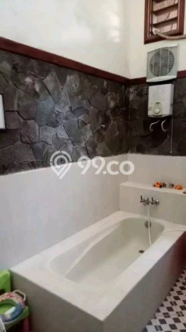 Rumah Elit Modern Tanpa Renovasi di Kendangsari Surabaya Rumah Elit Modern Tanpa Renovasi di Kendangsari Surabaya