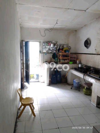 Rumah Modern Cantik 6 Kamar Bisa Langsung Pindah di Gubeng Rumah Modern Cantik 6 Kamar Bisa Langsung Pindah di Gubeng