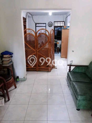Jual Rumah Favorit Siap Huni LB 196m2 di Rungkut, Surabaya Jual Rumah Favorit Siap Huni LB 196m2 di Rungkut, Surabaya
