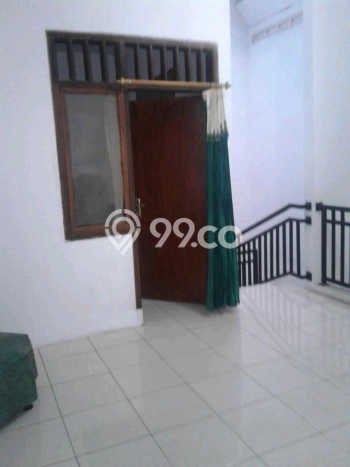 Jual Rumah Favorit Siap Huni LB 196m2 di Rungkut, Surabaya Jual Rumah Favorit Siap Huni LB 196m2 di Rungkut, Surabaya