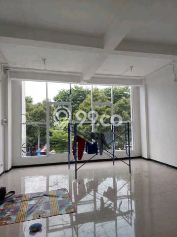 Ruko Bagus Dijual LB 192m2 Lokasi Strategis Surabaya Area Cocok untuk Bisnis Ruko Bagus Dijual LB 192m2 Lokasi Strategis Surabaya Area Cocok untuk Bisnis