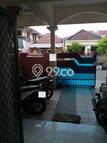 Rumah Kost untuk Dijual di Wonokromo dengan 12 KT, 6 KM, Luas 250m2 Rumah Kost untuk Dijual di Wonokromo dengan 12 KT, 6 KM, Luas 250m2