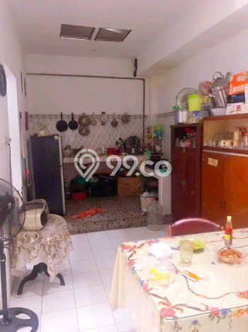 Jual Rumah Bagus Siap Huni LB 100m2 di Rungkut, Surabaya Jual Rumah Bagus Siap Huni LB 100m2 di Rungkut, Surabaya