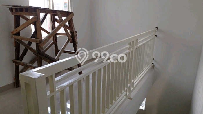 Jual Rumah Favorit Siap Huni LB 102m2 di Jambangan, Surabaya Jual Rumah Favorit Siap Huni LB 102m2 di Jambangan, Surabaya