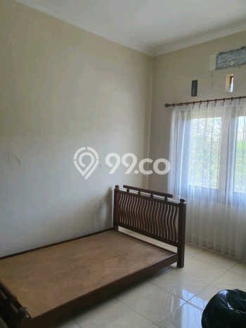 Dijual Rumah Premium dengan Fasilitas Sekitar Lengkap di Wonocolo, Surabaya Dijual Rumah Premium dengan Fasilitas Sekitar Lengkap di Wonocolo, Surabaya