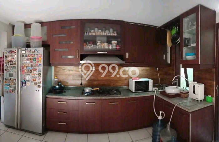 Rumah Eksklusif Siap Huni LT 360m2 di Gayungan, Surabaya Rumah Eksklusif Siap Huni LT 360m2 di Gayungan, Surabaya