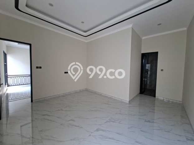 Jual Rumah Luas Elegan Dengan View Eksklusif di Manyar, Surabaya Jual Rumah Luas Elegan Dengan View Eksklusif di Manyar, Surabaya