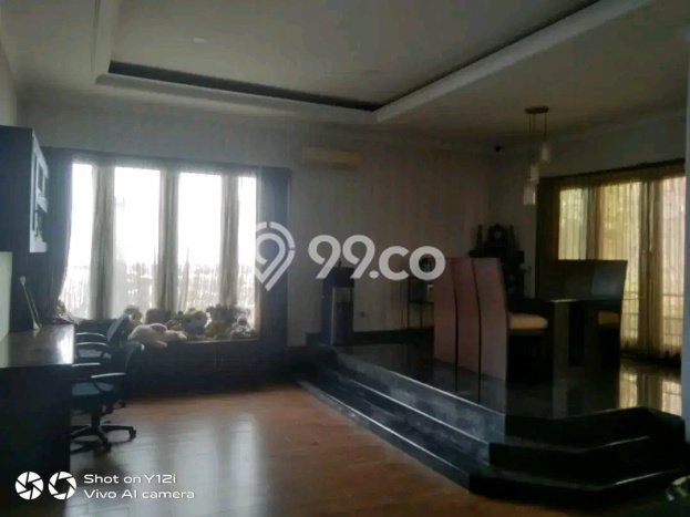 Ready to Use! Premium House LT 934m2 Desain Elegan di Kutisari Ready to Use! Premium House LT 934m2 Desain Elegan di Kutisari