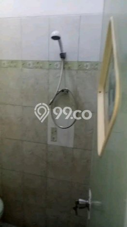 Rumah Luas Asri 2 KT Siap Pakai di Gununganyar Surabaya Rumah Luas Asri 2 KT Siap Pakai di Gununganyar Surabaya