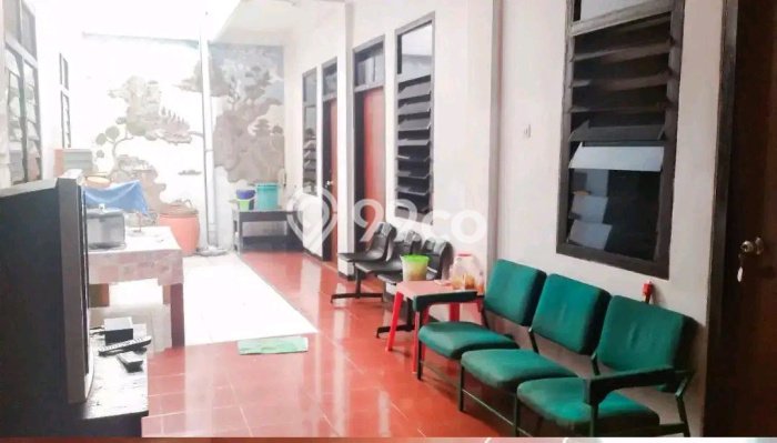 Dijual Kost di Kawasan Wonocolo, Surabaya, Spesifikasi 24 KT, 6 KM, 500m2 Dijual Kost di Kawasan Wonocolo, Surabaya, Spesifikasi 24 KT, 6 KM, 500m2
