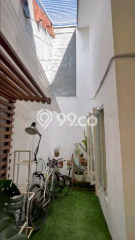 Rumah Luas Asri 2 KT Siap Pakai di Wonorejo Surabaya Rumah Luas Asri 2 KT Siap Pakai di Wonorejo Surabaya