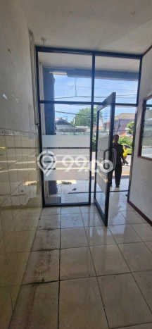 Ruko bagus disewakan di Tenggilis Mejoyo Surabaya dengan LB 216m2 harga sewa terbaik Ruko bagus disewakan di Tenggilis Mejoyo Surabaya dengan LB 216m2 harga sewa terbaik