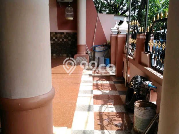 Dijual Rumah 3 Kamar Lokasi Ideal Nyaman dan Strategis di Rungkut Dijual Rumah 3 Kamar Lokasi Ideal Nyaman dan Strategis di Rungkut