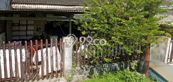 For Sale Hunian Rumah Nyaman 4 KT di Kutisari, Surabaya For Sale Hunian Rumah Nyaman 4 KT di Kutisari, Surabaya