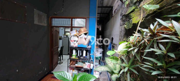 Siap Huni Hunian Elit 6 Kamar di Rungkut Dekat ke Mana Pun Siap Huni Hunian Elit 6 Kamar di Rungkut Dekat ke Mana Pun