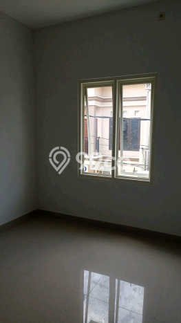 Jual Rumah Favorit Siap Huni LB 102m2 di Jambangan, Surabaya Jual Rumah Favorit Siap Huni LB 102m2 di Jambangan, Surabaya